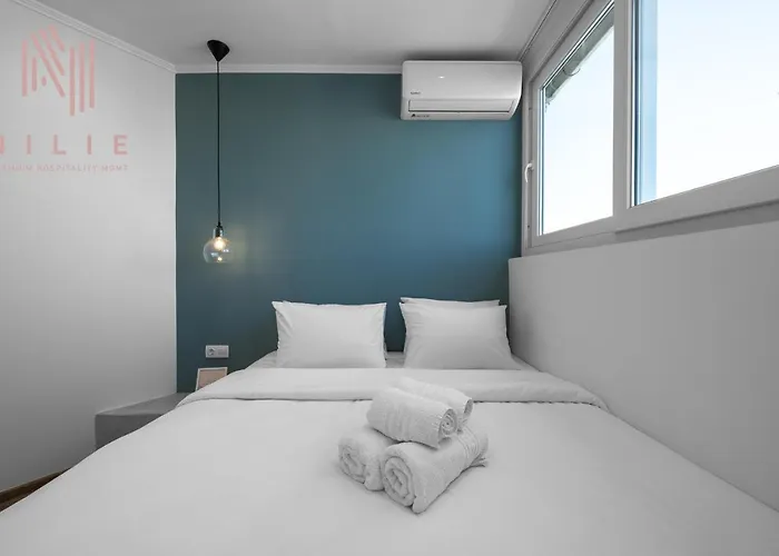 V1 Penthouse, Nilie Hospitality Mgmt