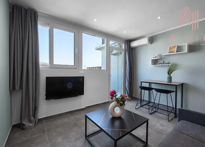 V1 Penthouse, Nilie Hospitality Mgmt דירה *