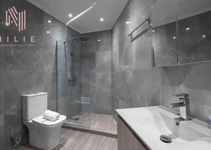 V1 Penthouse, Nilie Hospitality Mgmt סלוניקי