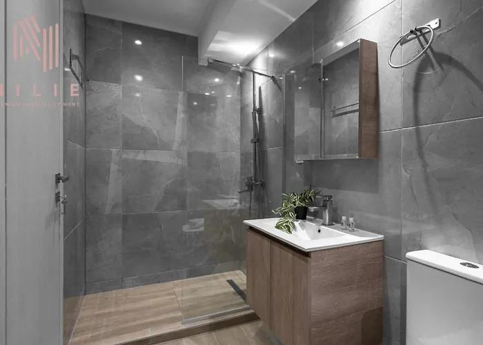 V1 Penthouse, Nilie Hospitality Mgmt סלוניקי