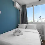 V1 Penthouse, Nilie Hospitality Mgmt アパート