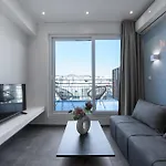 V1 Penthouse, Nilie Hospitality Mgmt アパート