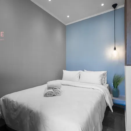 V1 Penthouse, Nilie Hospitality Mgmt * テッサロニキ