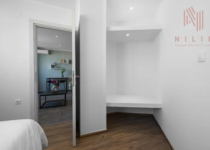 V1 Penthouse, Nilie Hospitality Mgmt Saloniki
