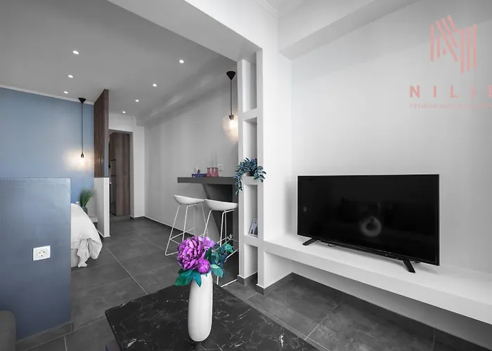 Apartament V1 Penthouse, Nilie Hospitality Mgmt *